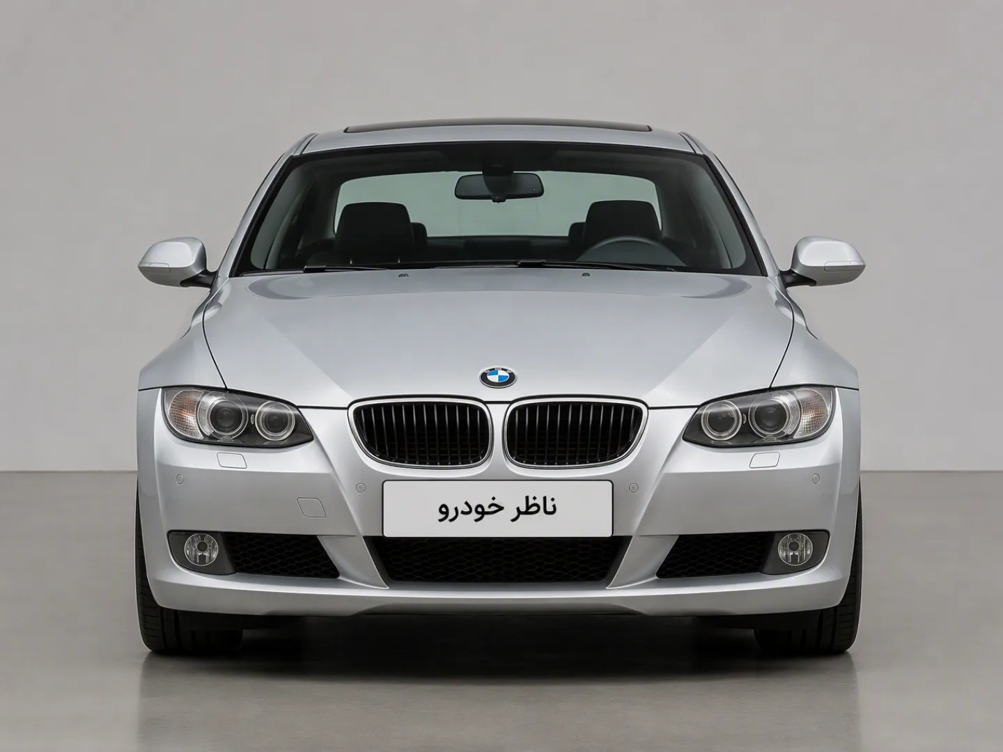 نمای مستقیم جلو بی ام و سری 3 کوپه 325i سال 2008 - 2009
