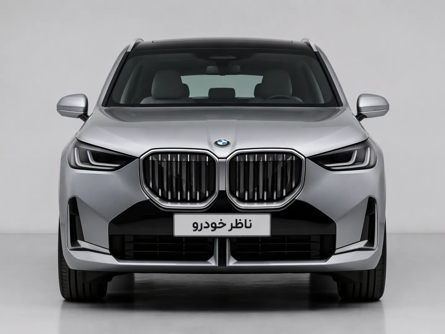 نمای مستقیم جلو بی ام و X3 xDrive 30L سال 2025 - 2026