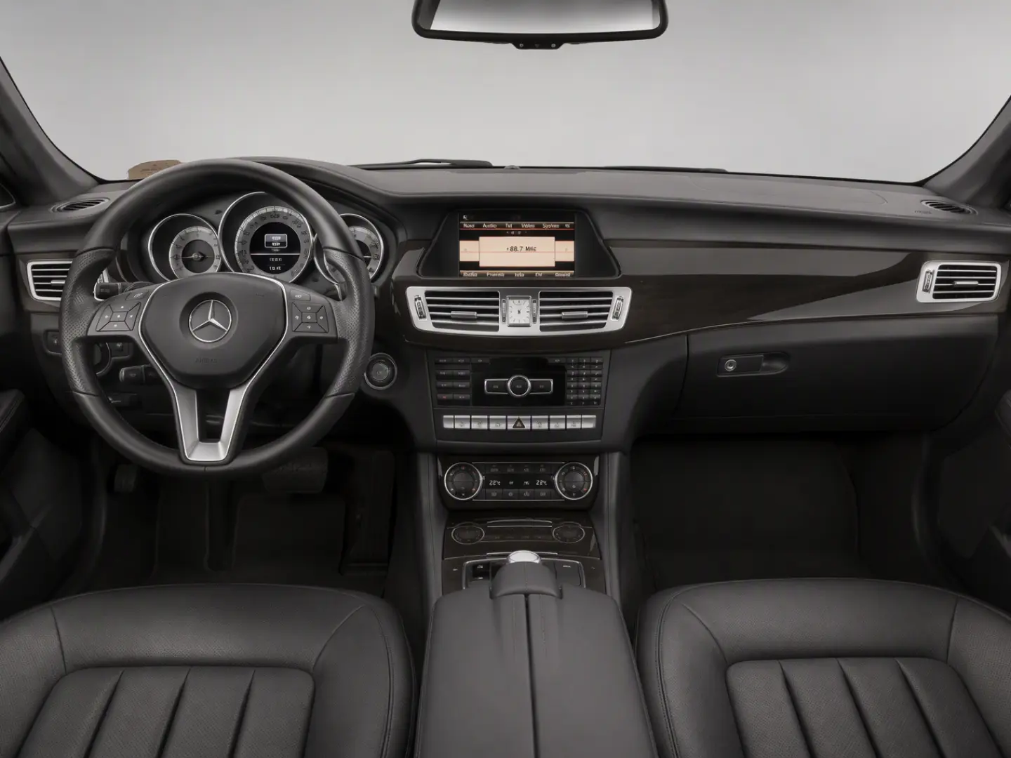 کابین و داشبورد بنز کلاس CLS CLS350 سال 2012 - 2013