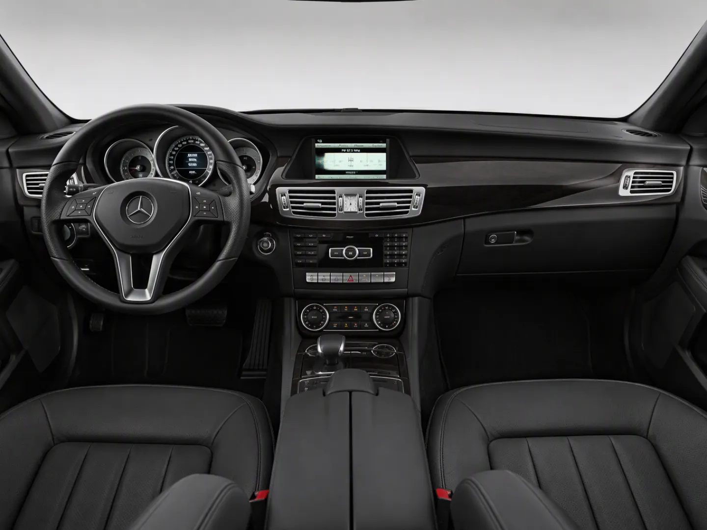 کابین و داشبورد بنز کلاس CLS CLS500 سال 2012 - 2013